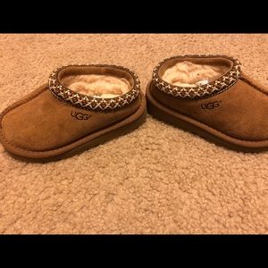 Authentic uggs